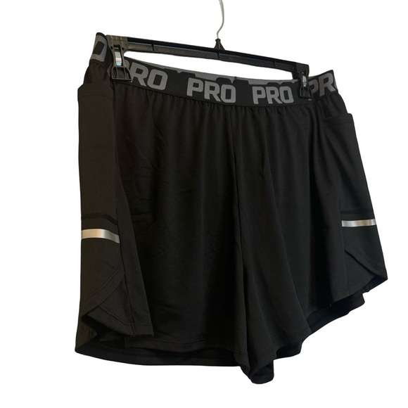 SHEIN Curve Black Running Shorts with Pockets Size 2XL NWOT ☀️ - Picture 4 of 14